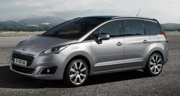 2014 Peugeot 5008 1.6 e-HDi 115 HP ETG6 S&S Allure Araba