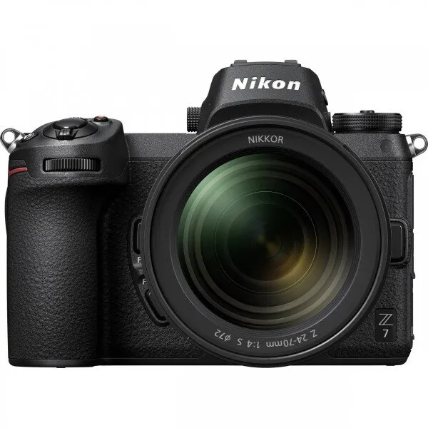 Nikon Z 7 24-70mm 24-70 Aynasız Fotoğraf Makinesi