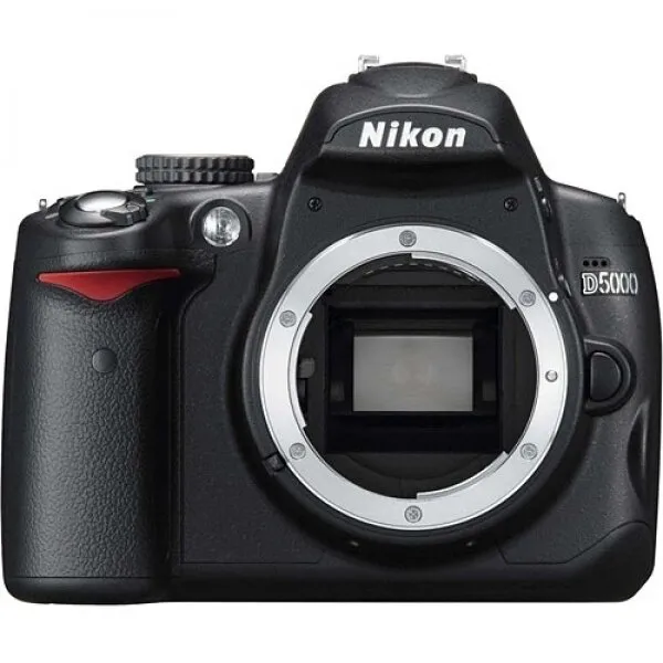 Nikon D5000 DSLR Fotoğraf Makinesi