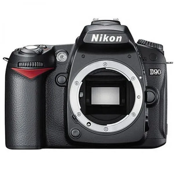 Nikon D90 DSLR Fotoğraf Makinesi
