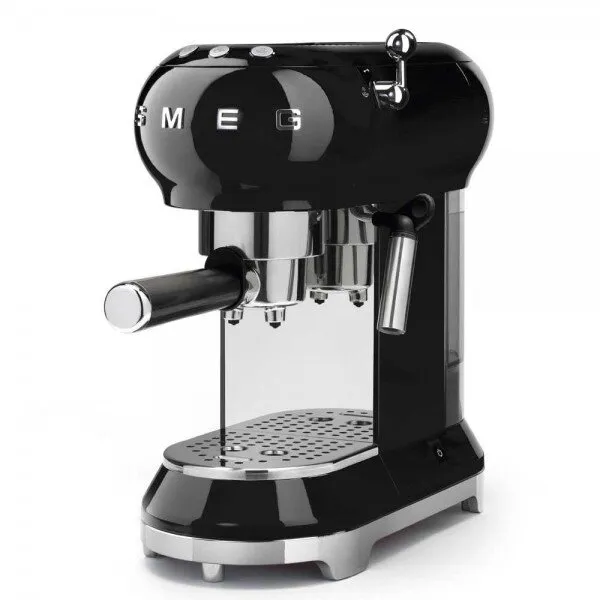 Smeg ECF01 Kahve Makinesi