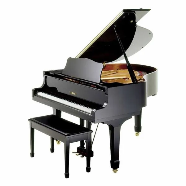 Yamaha C1X Piyano