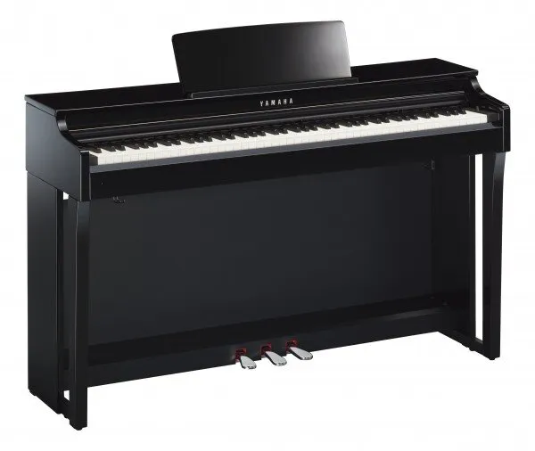 Yamaha CLP-625 Piyano