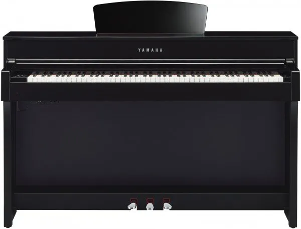 Yamaha CLP-635 Piyano