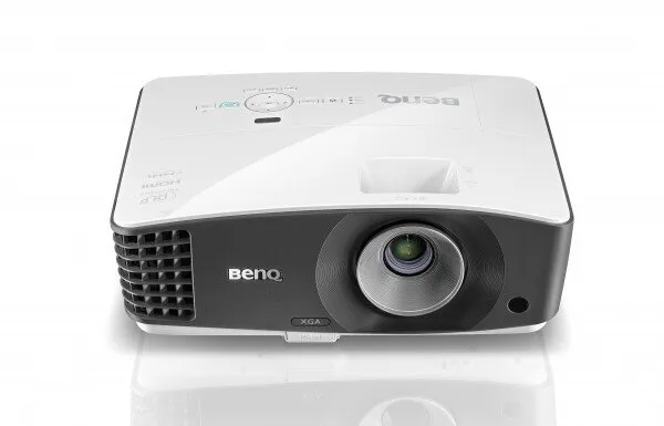 BenQ MX704 DLP Projeksiyon