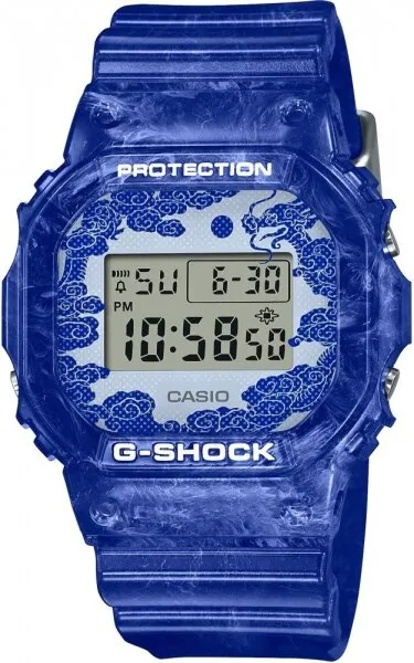 Casio G-Shock DW-5600BWP-2DR Silikon / Gri / Lacivert Kol Saati