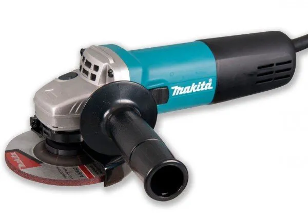 Makita 9557 HNRGX Taşlama Makinesi